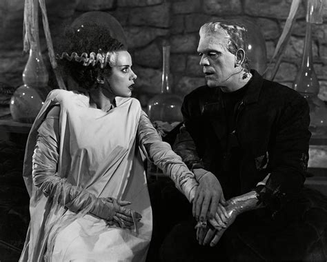 La moglie di Frankenstein? Un capolavoro gotico con Elsa Lanchester e Boris Karloff!